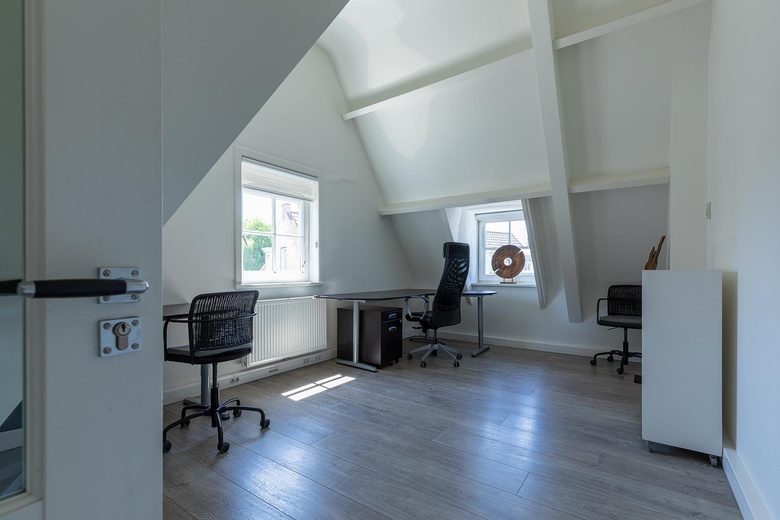 KantoorruimteaanZwaardklamp 9<br/> inHuizen