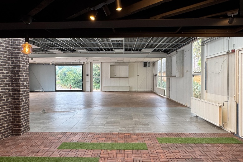 BedrijfsruimteaanNijverheidslaan 1<br/> inWeesp