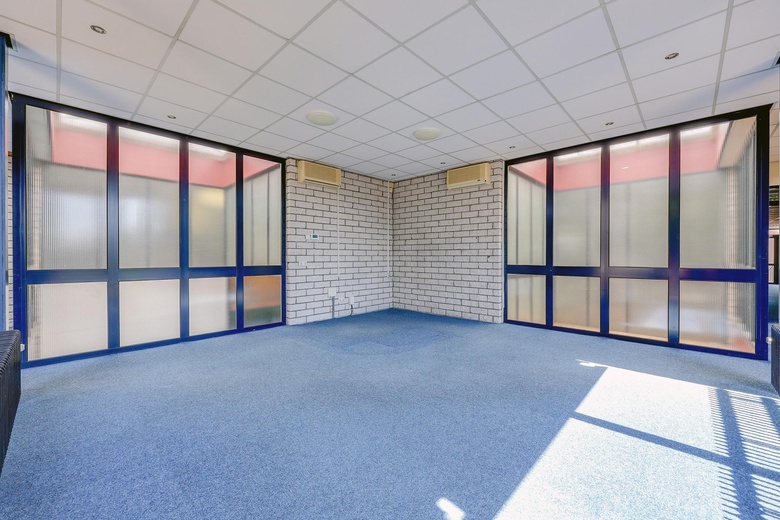 BedrijfsruimteaanDe Steiger 215<br/> inAlmere