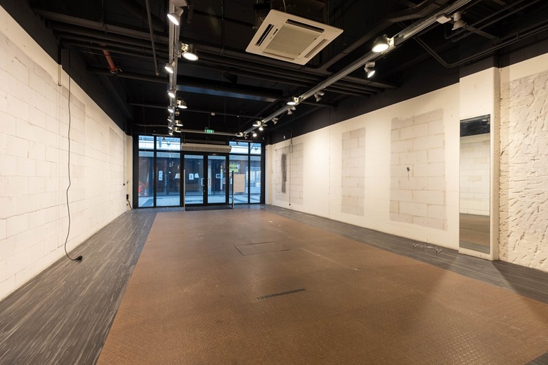 WinkelruimteaanLiesveld 110<br/> inVlaardingen