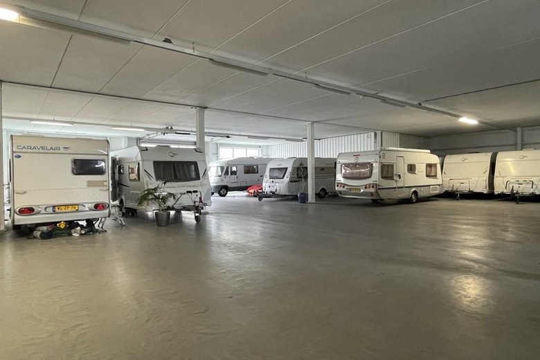 BedrijfsruimteaanLegmeerdijk 169 A<br/> inAalsmeer