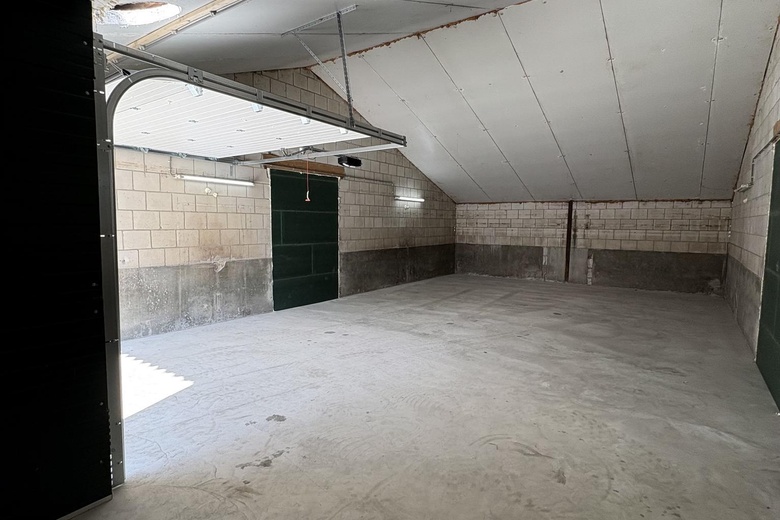 BedrijfsruimteaanNachtegaallaan 40<br/> inDe Mortel