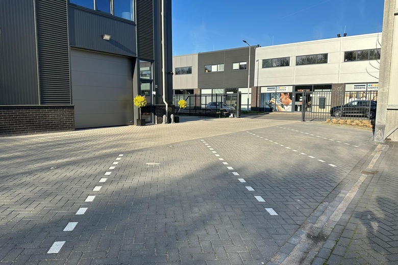 BedrijfsruimteaanVogelkersberg 14 C<br/> inEemnes BedrijfsruimteaanVogelkersberg 14 C<br/> inEemnes
