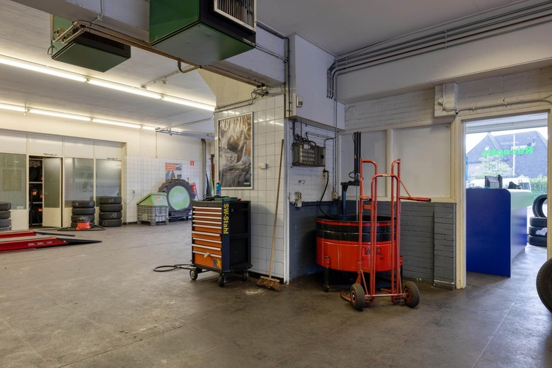 BedrijfsruimteaanCeintuurbaan 53 b<br/> inHuizen BedrijfsruimteaanCeintuurbaan 53 b<br/> inHuizen