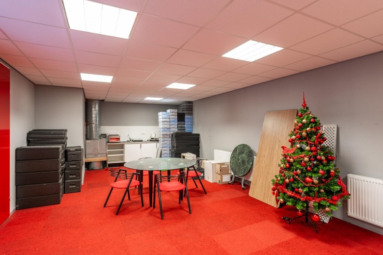 BedrijfsruimteaanDe Lange Ring 11 e<br/> inAnna Paulowna