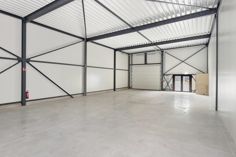 BedrijfsruimteaanVia Fabrica 4<br/> inVoerendaal