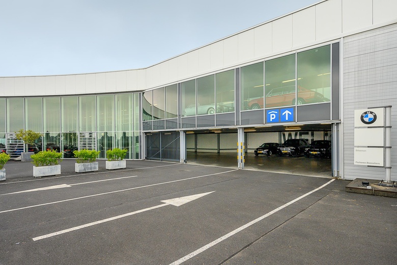 BedrijfsruimteaanDriemanssteeweg 130<br/> inRotterdam BedrijfsruimteaanDriemanssteeweg 130<br/> inRotterdam