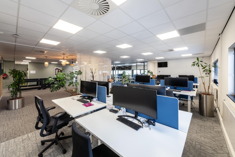 KantoorruimteaanSchimminck 1 a<br/> inZaltbommel KantoorruimteaanSchimminck 1 a<br/> inZaltbommel