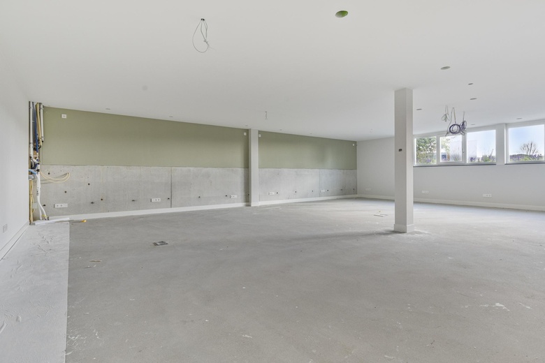 BedrijfsruimteaanKreitenmolenstraat 198<br/> inUdenhout BedrijfsruimteaanKreitenmolenstraat 198<br/> inUdenhout