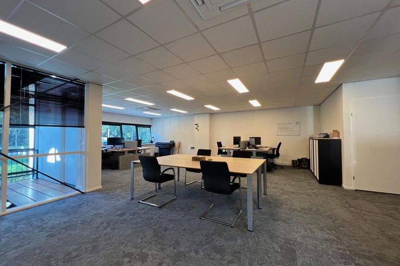 BedrijfsruimteaanKelvinring 52 a<br/> inAlblasserdam BedrijfsruimteaanKelvinring 52 a<br/> inAlblasserdam
