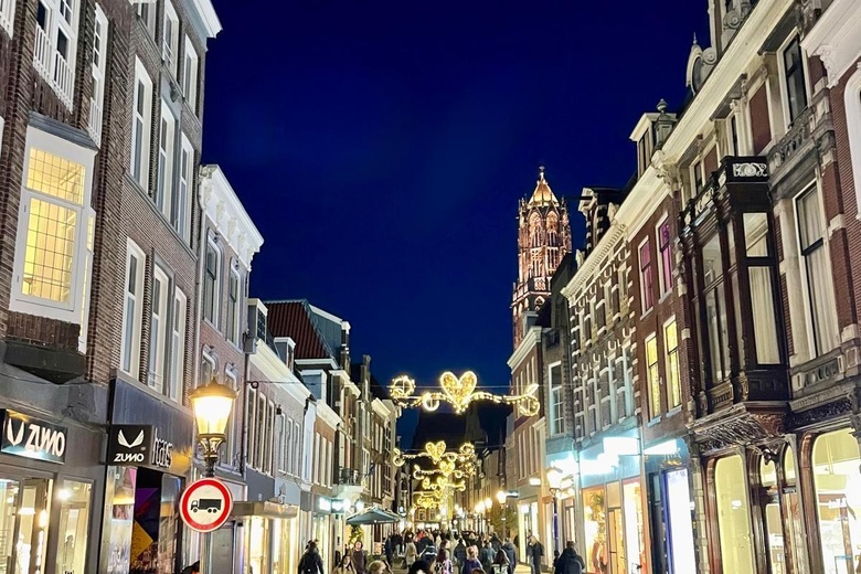 Bekijk foto 24 in  aan de  in 