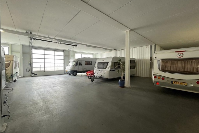 BedrijfsruimteaanLegmeerdijk 169 A<br/> inAalsmeer