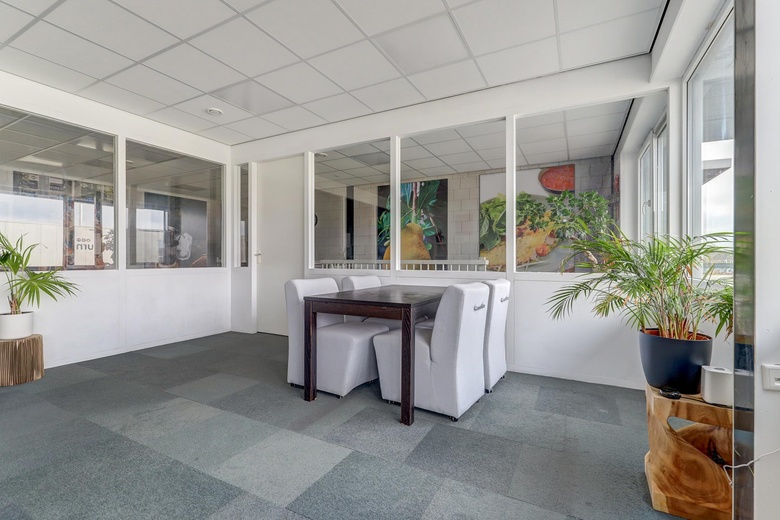 BedrijfsruimteaanIndustrieweg 4 b<br/> inElst