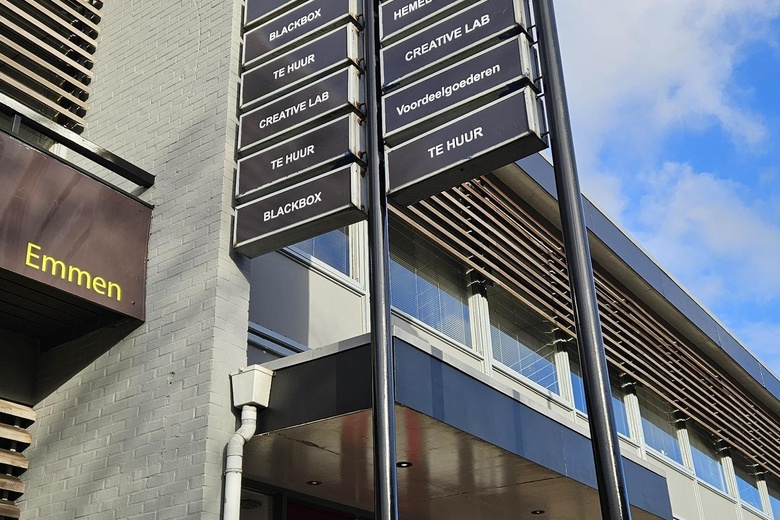 BedrijfsruimteaanJules Verneweg 15<br/> inEmmen