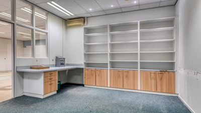 Bekijk foto 8 in  aan de  in 