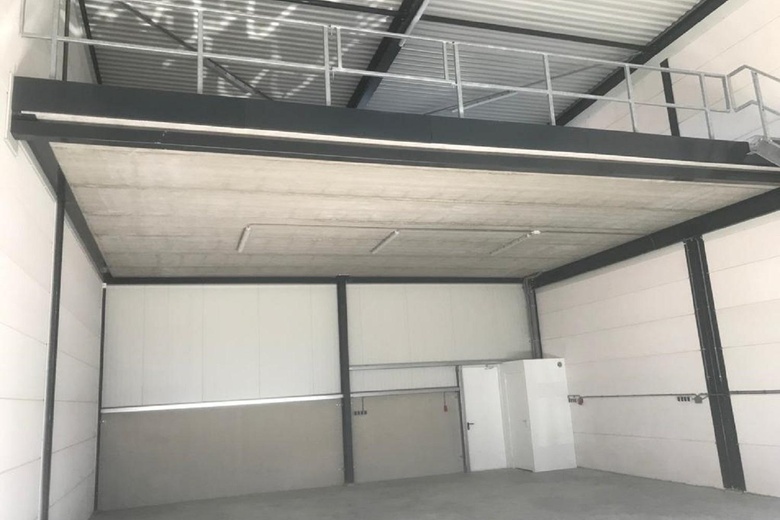 BedrijfsruimteaanJoh. Enschedeweg 112<br/> inUithoorn BedrijfsruimteaanJoh. Enschedeweg 112<br/> inUithoorn