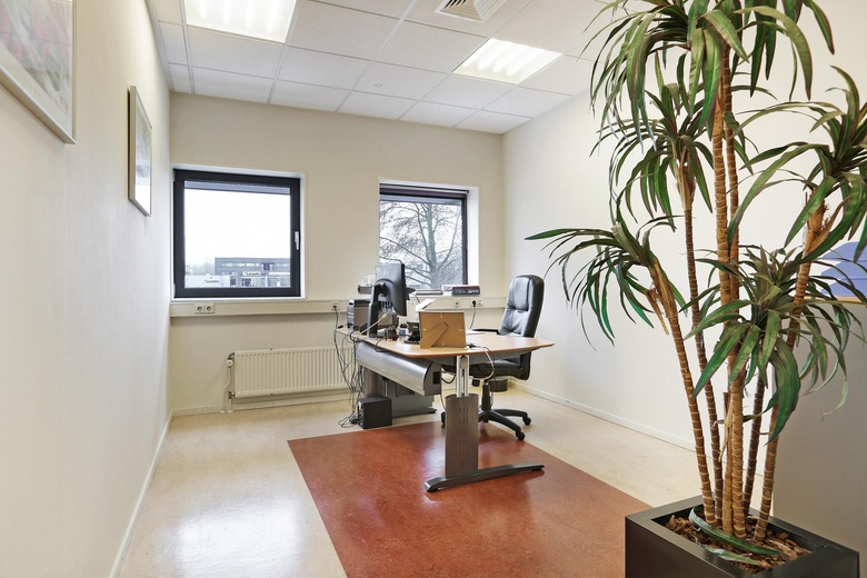 BedrijfsruimteaanAntennestraat 40<br/> inAlmere