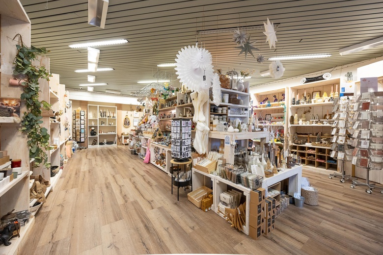 WinkelruimteaanKanaalstraat 72<br/> inLisse