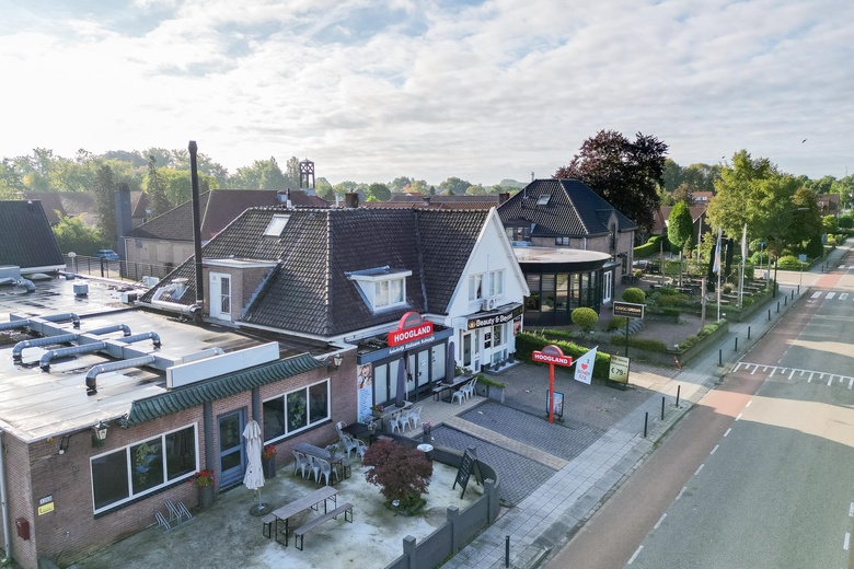 Bekijk foto 1 van Zevenhuizerstraat 126 Bekijk foto 1 van Zevenhuizerstraat 126