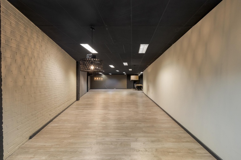 BedrijfsruimteaanRietveldenweg 13<br/> inDen Bosch BedrijfsruimteaanRietveldenweg 13<br/> inDen Bosch