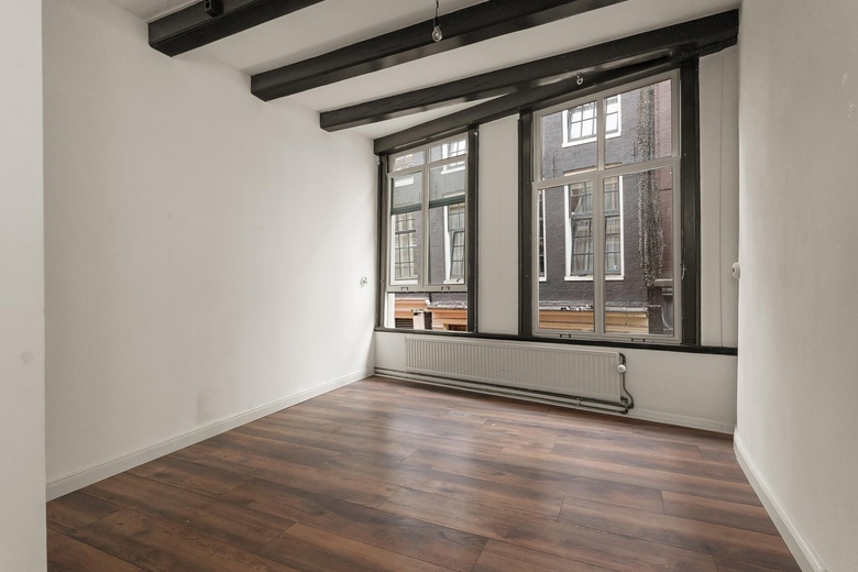 WinkelruimteaanWarmoesstraat 89<br/> inAmsterdam