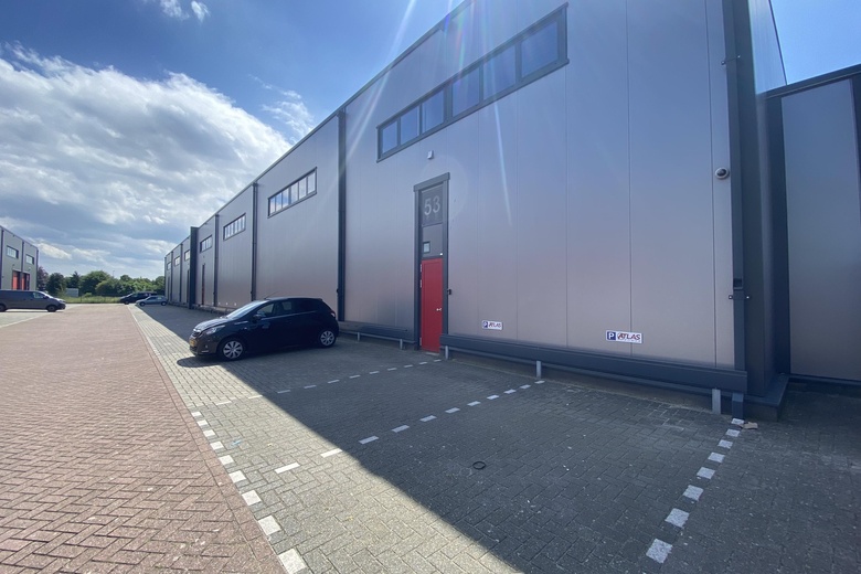 BedrijfsruimteaanMiddelweg 53<br/> inNieuwkuijk