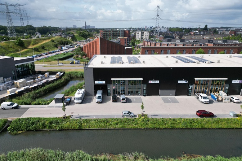 BedrijfsruimteaanTenorweg 4<br/> inSliedrecht BedrijfsruimteaanTenorweg 4<br/> inSliedrecht