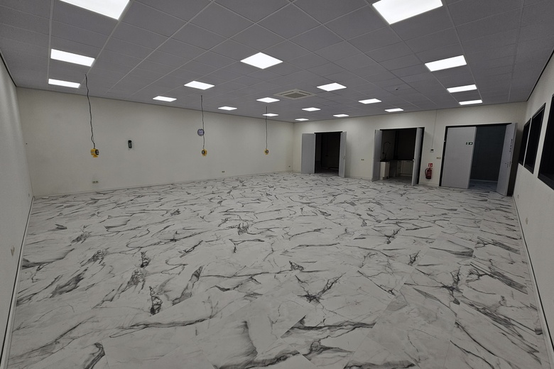 Bekijk foto 9 in  aan de  in 