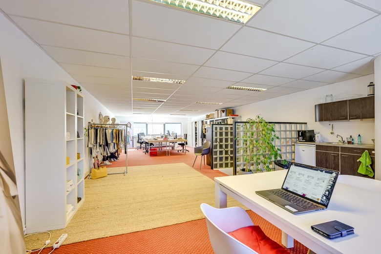 Bedrijfsruimte Nieuwegein - De Liesbosch 8 D - Foto 14