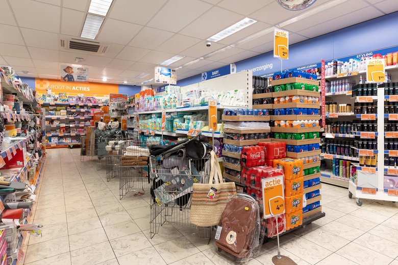 WinkelruimteaanKanaalstraat 75<br/> inLisse WinkelruimteaanKanaalstraat 75<br/> inLisse