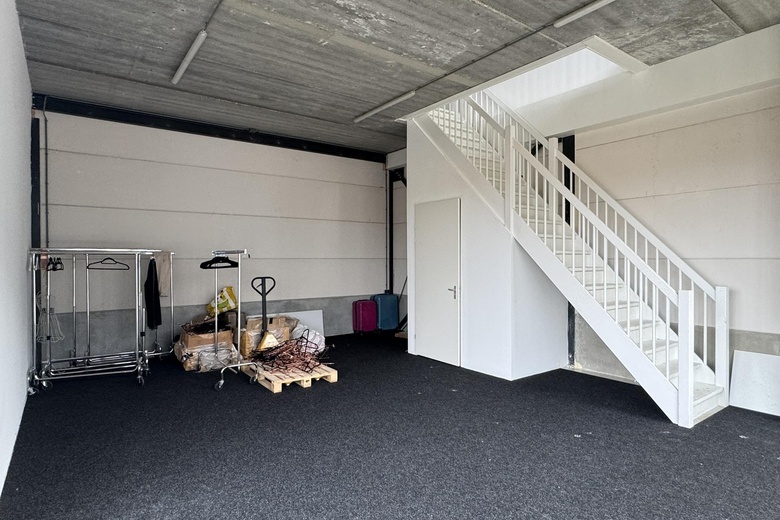 BedrijfsruimteaanRaasdorperweg 152 A<br/> inLijnden