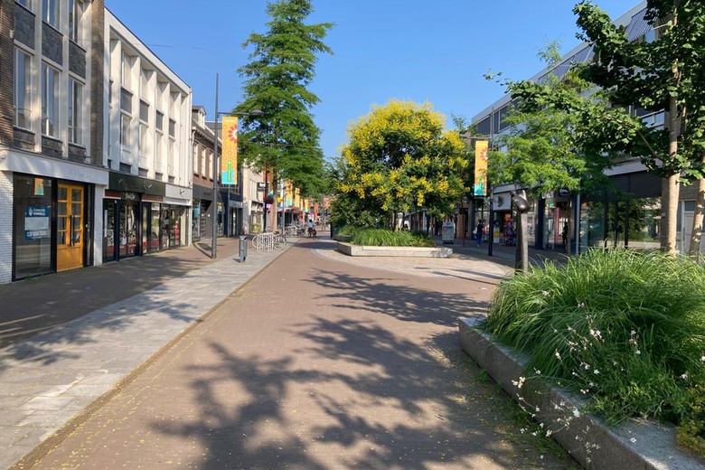 WinkelruimteaanCorridor 11<br/> inValkenswaard WinkelruimteaanCorridor 11<br/> inValkenswaard