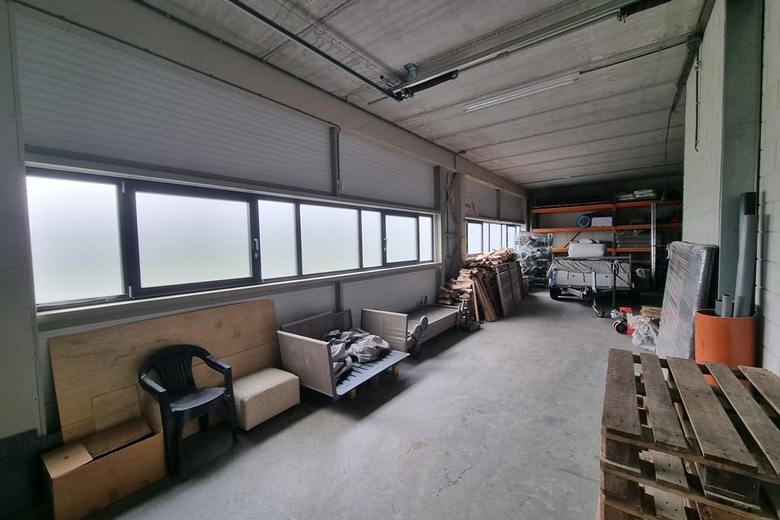 BedrijfsruimteaanLeeghwaterstraat 13 07<br/> inReeuwijk