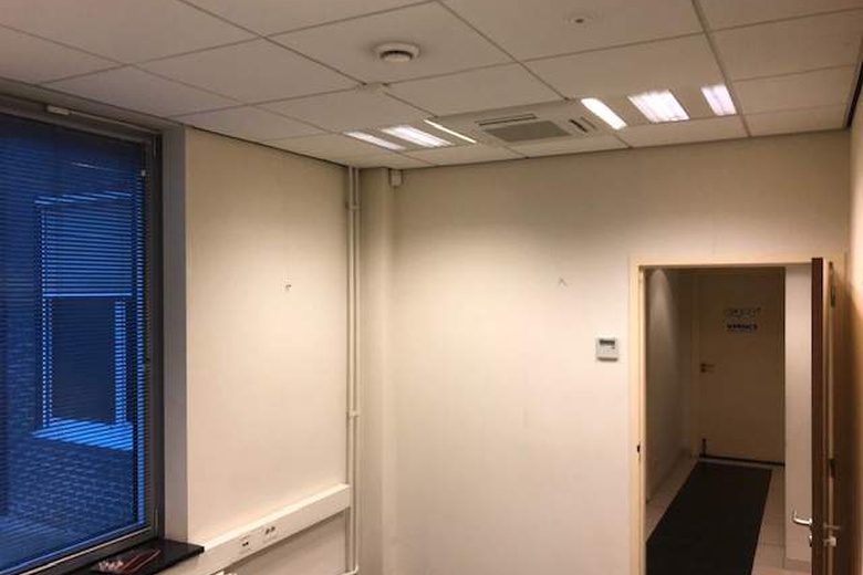 KantoorruimteaanEkkersrijt 1412 1e etage<br/> inSon en Breugel KantoorruimteaanEkkersrijt 1412 1e etage<br/> inSon en Breugel