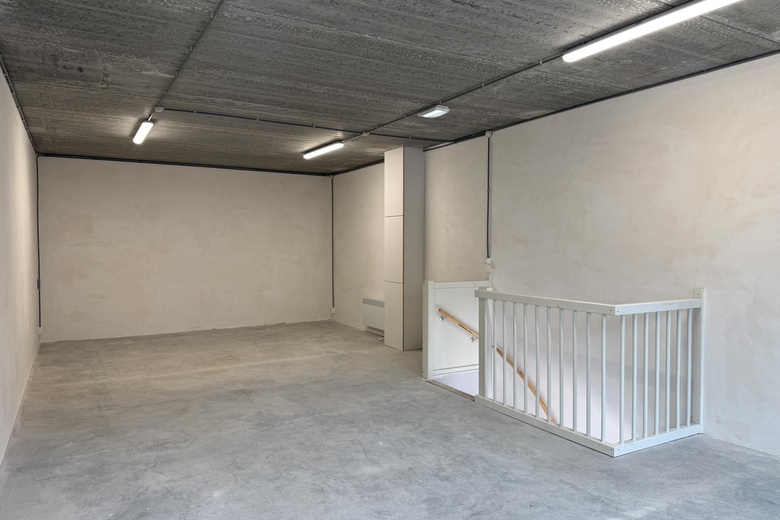 BedrijfsruimteaanNijverheidslaan 4 D<br/> inWeesp