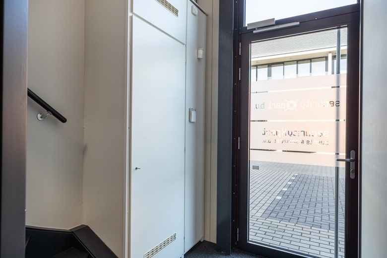 BedrijfsruimteaanBoerhaaveweg 48en 50<br/> inIJsselstein