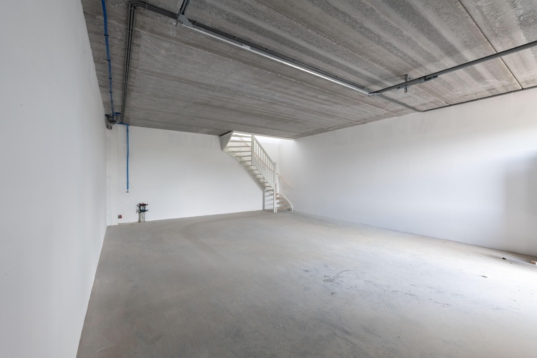 BedrijfsruimteaanAndersonweg 2 17<br/> inHellevoetsluis