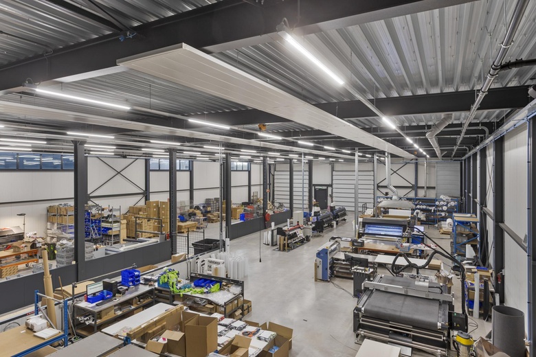 BedrijfsruimteaanWanroijseweg 38<br/> inMill BedrijfsruimteaanWanroijseweg 38<br/> inMill