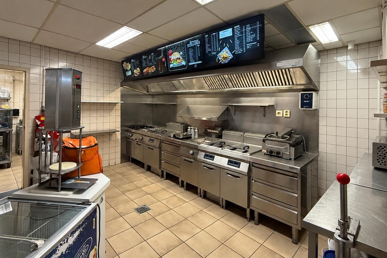 Bekijk foto Horeca aan de Poststraat 11 in Lelystad