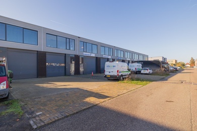 Bekijk foto 2 van Vennestraat 52 H Bekijk foto 2 van Vennestraat 52 H