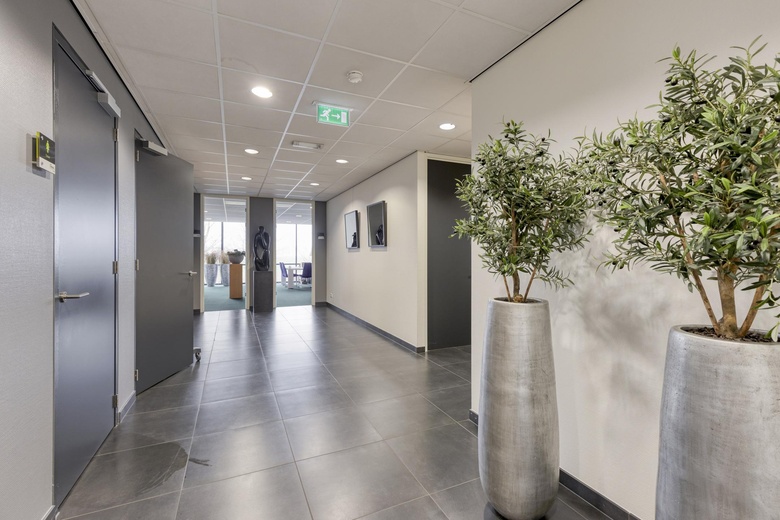 BedrijfsruimteaanGompenstraat 23<br/> inWaalwijk