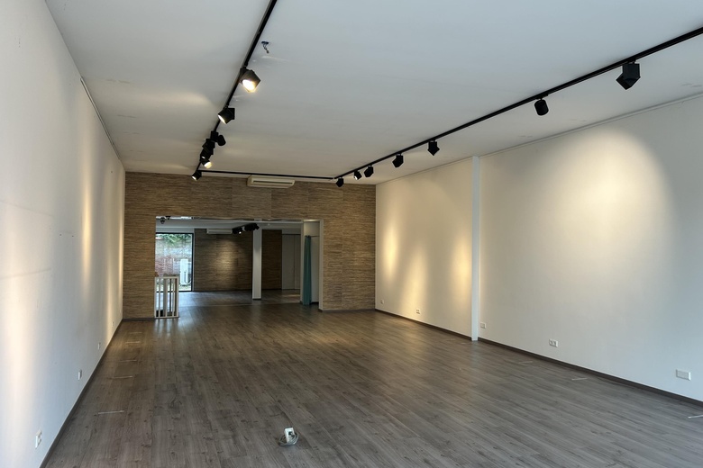 WinkelruimteaanEmmaplein 12<br/> inBilthoven WinkelruimteaanEmmaplein 12<br/> inBilthoven