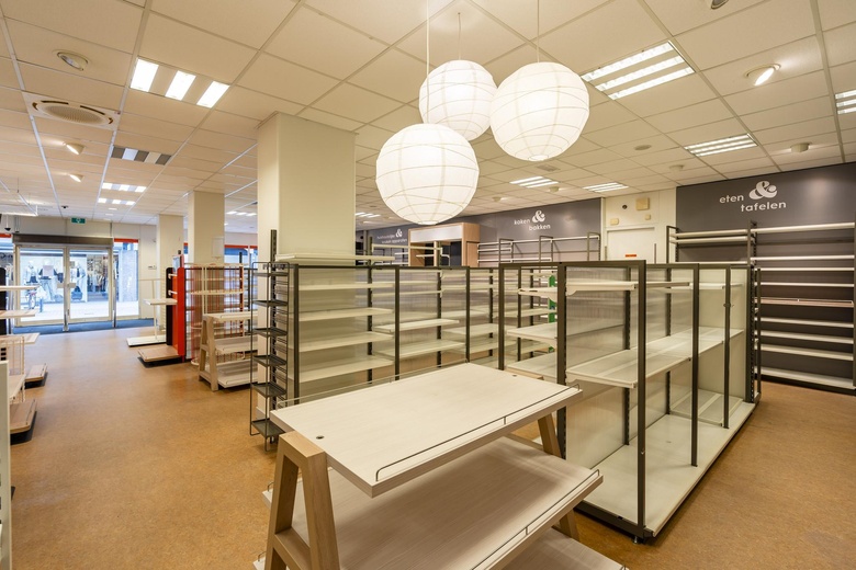 WinkelruimteaanOostermeent-West 9<br/> inHuizen WinkelruimteaanOostermeent-West 9<br/> inHuizen