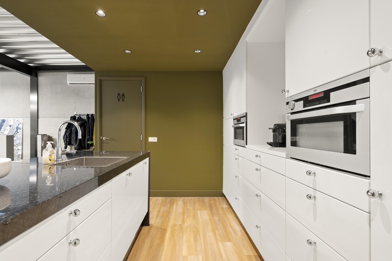 BedrijfsruimteaanIndustrieweg Oost 9<br/> inElst