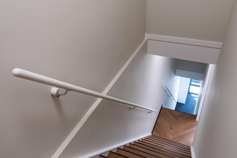 BedrijfsruimteaanEemmeerlaan 2 L<br/> inWeesp