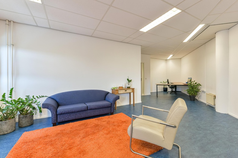KantoorruimteaanMeentweg 1<br/> inLelystad KantoorruimteaanMeentweg 1<br/> inLelystad