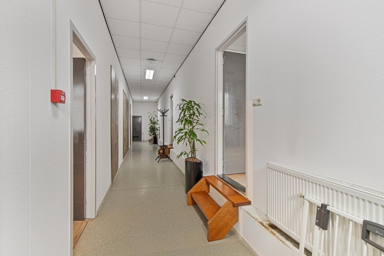 BedrijfsruimteaanZanddonkweg 6<br/> inWaalwijk BedrijfsruimteaanZanddonkweg 6<br/> inWaalwijk