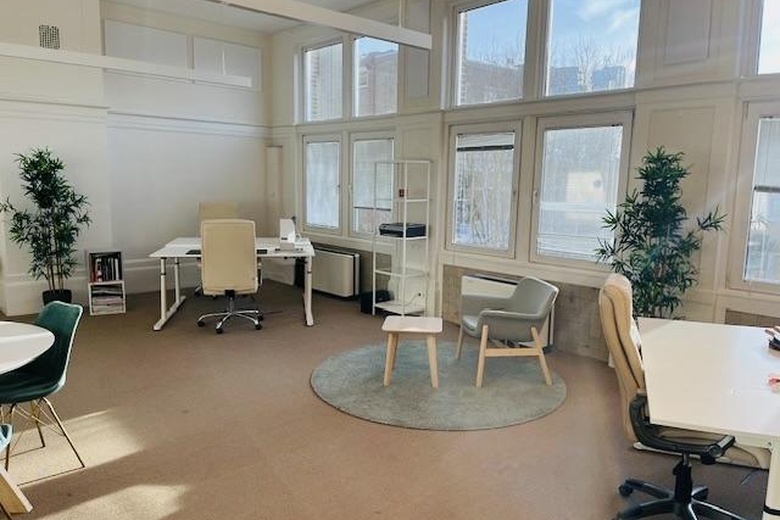 KantoorruimteaanParklaan 8<br/> inRotterdam