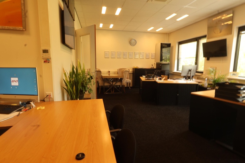 BedrijfsruimteaanNetwerkweg 15 B<br/> inAmsterdam