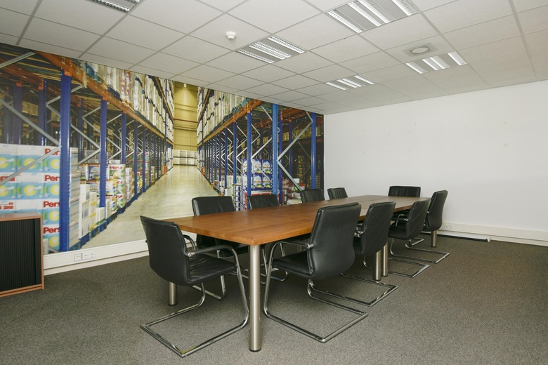 KantoorruimteaanNeonstraat 20<br/> inEde KantoorruimteaanNeonstraat 20<br/> inEde
